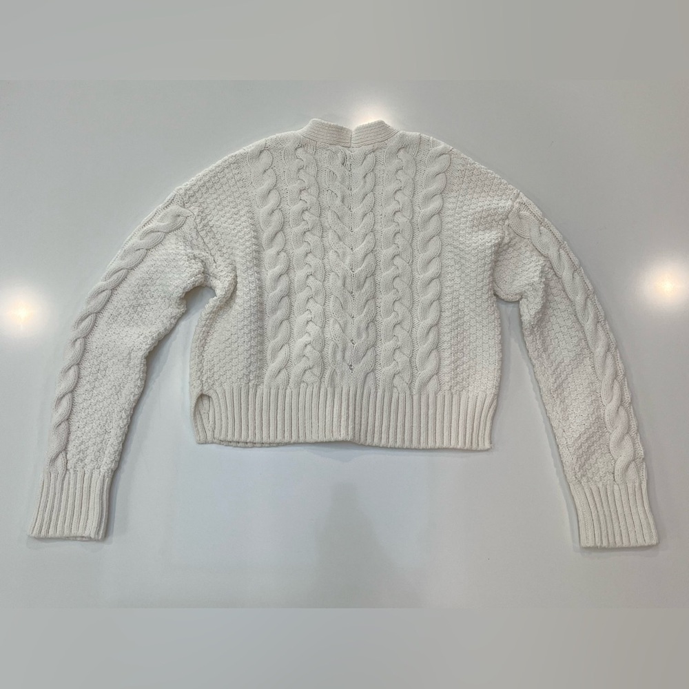 NWOT never worn abercrombie cropped cardigan sweater beige w pearl buttons XXS - Picture 8 of 9
